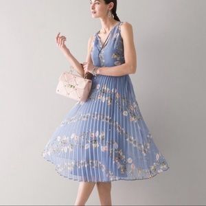 White House Black Market dress. Size 14.